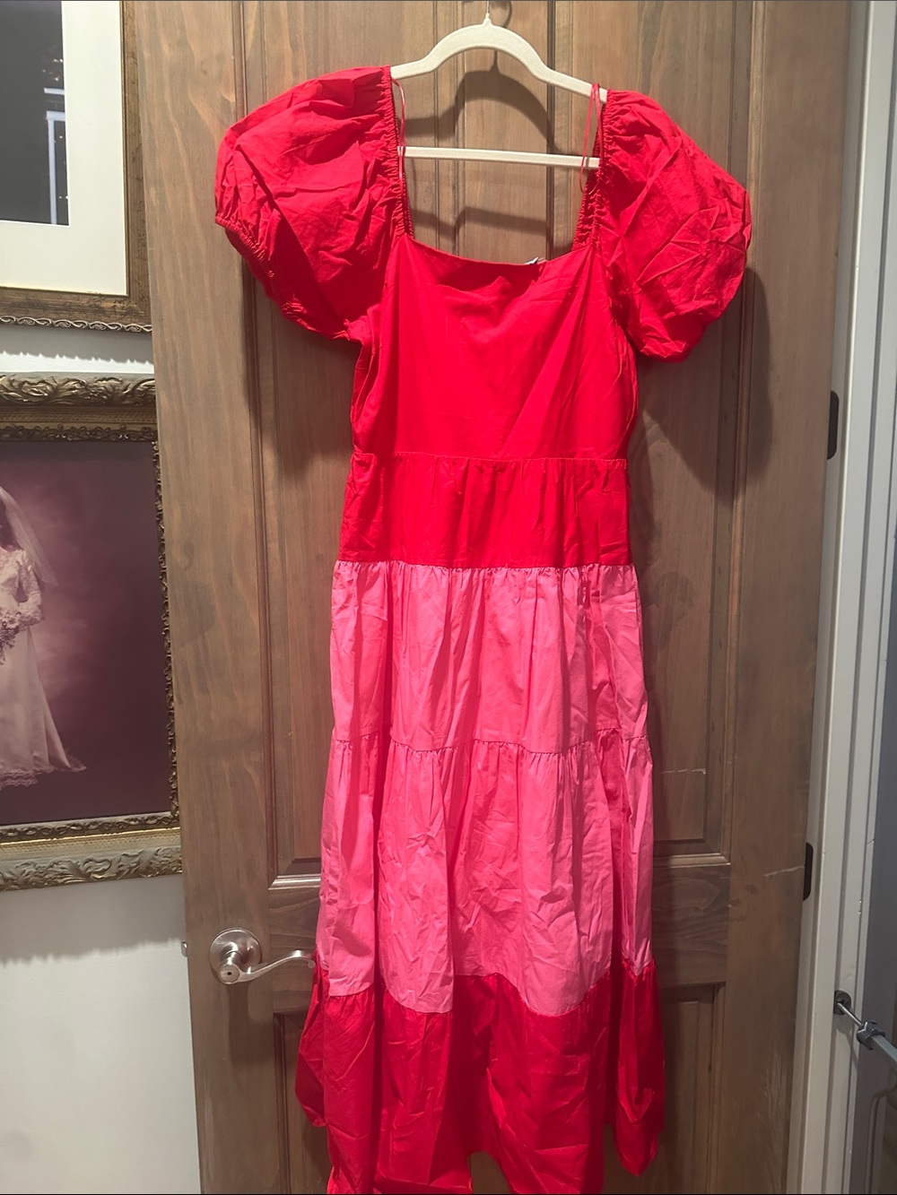 Womens Two-Tone Pink & Red Puff-Sleeve Tiered Dress
